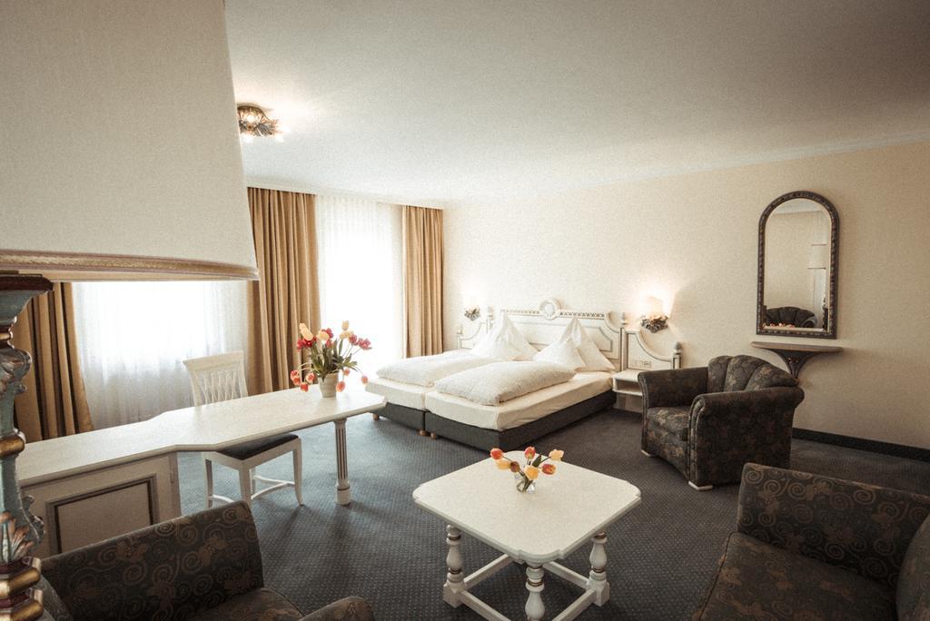 Hotel Limmerhof Taufkirchen  Extérieur photo