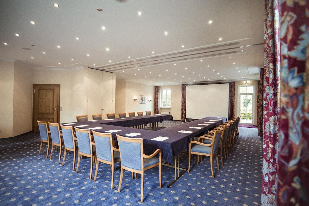 Hotel Limmerhof Taufkirchen  Extérieur photo